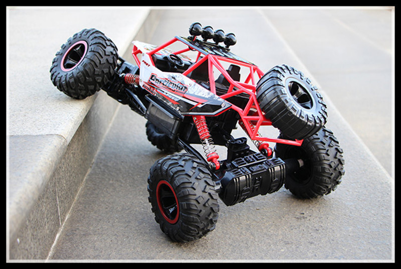 2.4G High Speed RC Cars